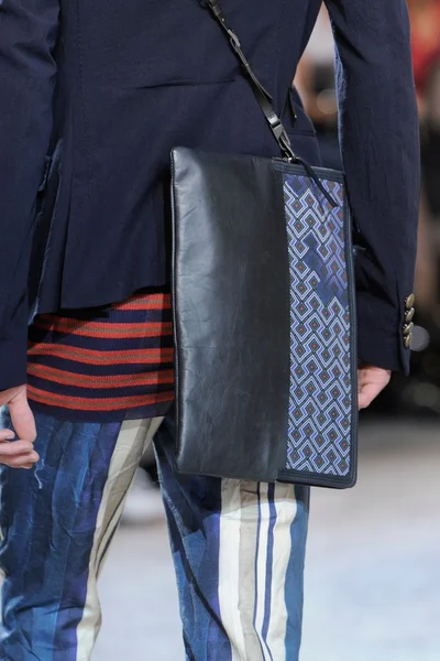 Look 73